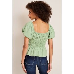 Iris Basic Women Light Green Puff Sleeve Smocked Peplum Top Square Neck NWT(100)